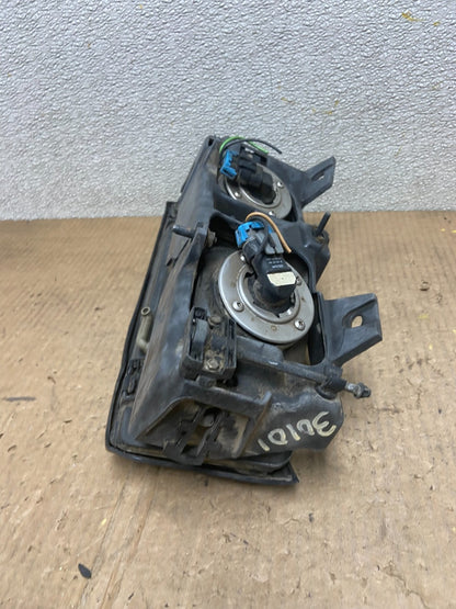 1987 to 1988 Chevrolet Corsica Right Passenger RH Side Headlight AA6659 DG5