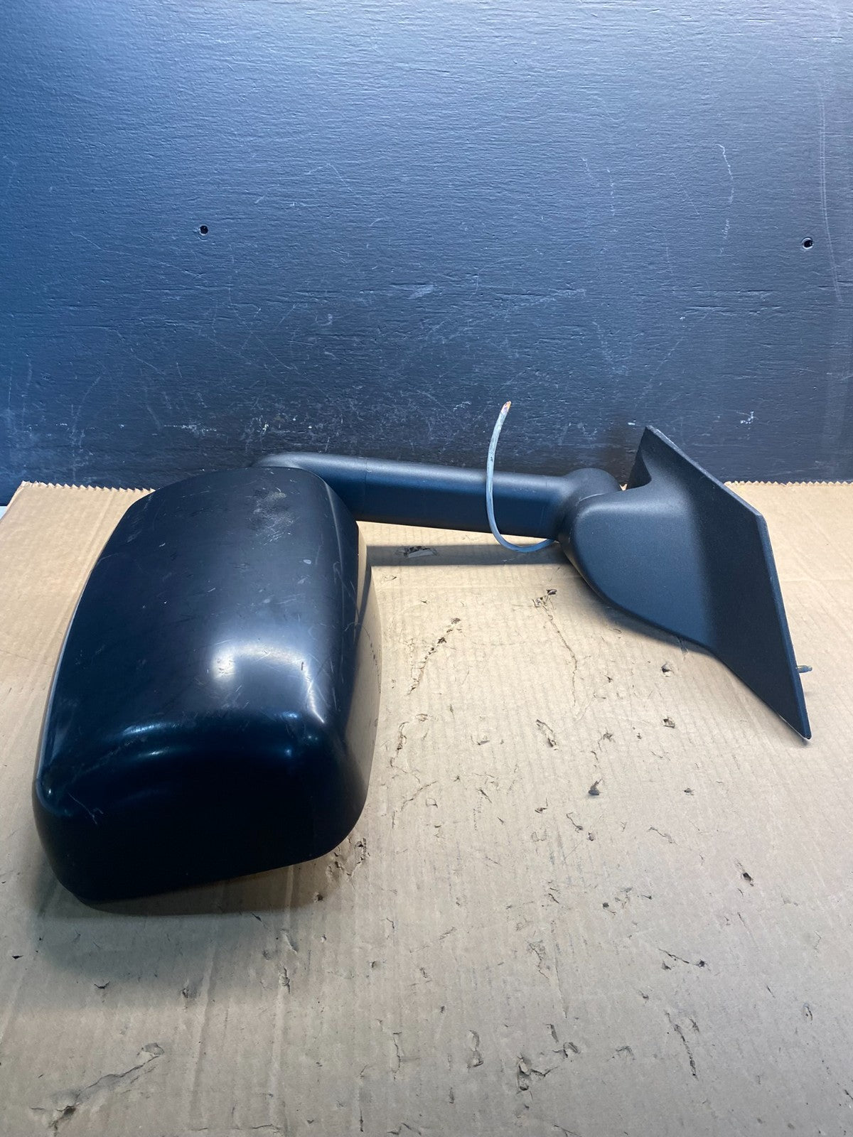 2003 2005 Chevrolet Express Savana Left Driver LH Side View Mirror AC7921 DG2