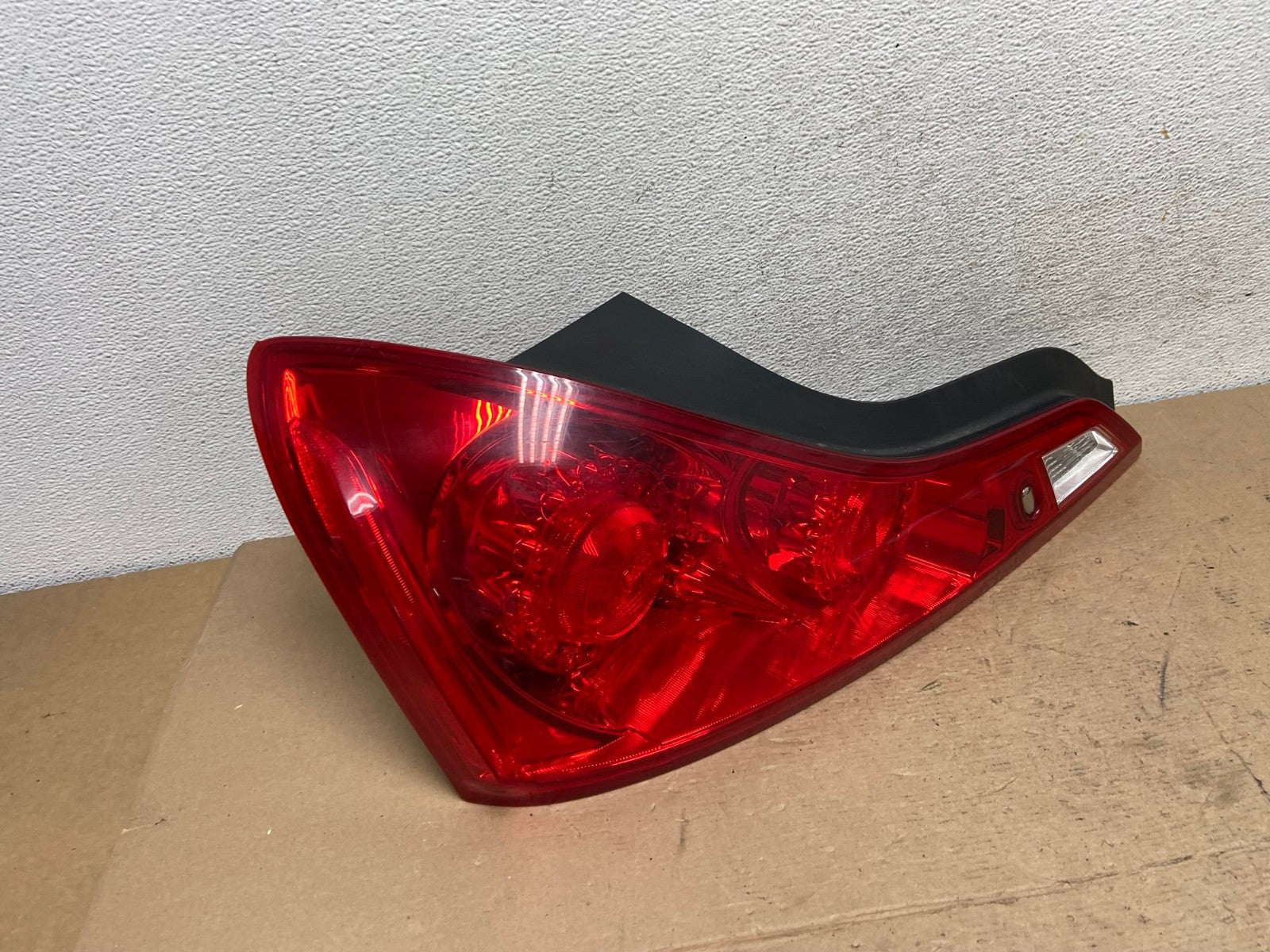 2008-2013 Infiniti G37 Coupe Left Driver LH Side Tail Light AF5088 LK2