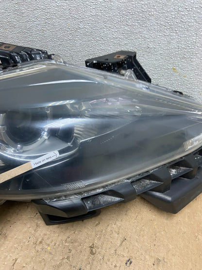 2013 - 2015 Mazda Cx9 Cx-9 Right Passenger RH Halogen Headlight Z9350 DW4