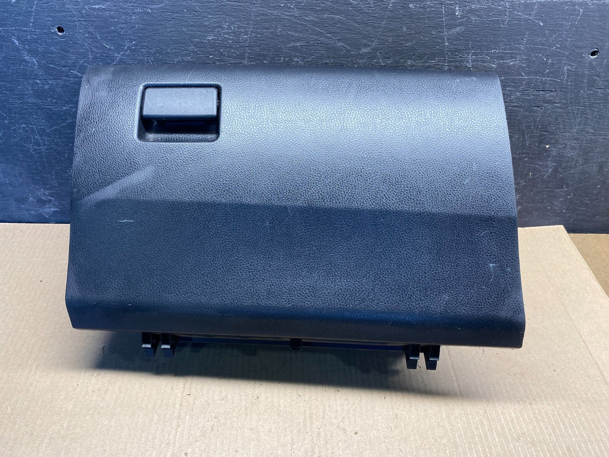 2013-2018 Toyota RAV4 Front Right Passenger Storage Glove Box AI5379 DG0