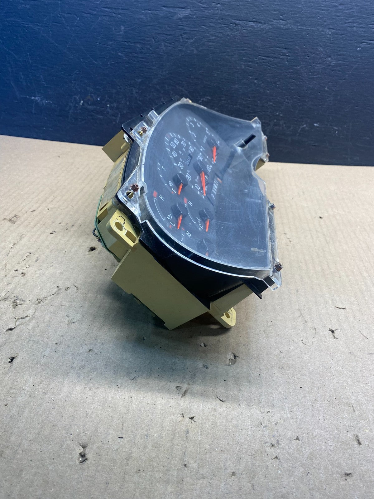 1997 - 1998 Ford F150 F-150 Speedometer Cluster Gauge AC8920 DG1