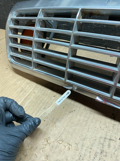 1993 to 1996 Chevrolet Caprice Front Upper Grill Grille u6415 DG5
