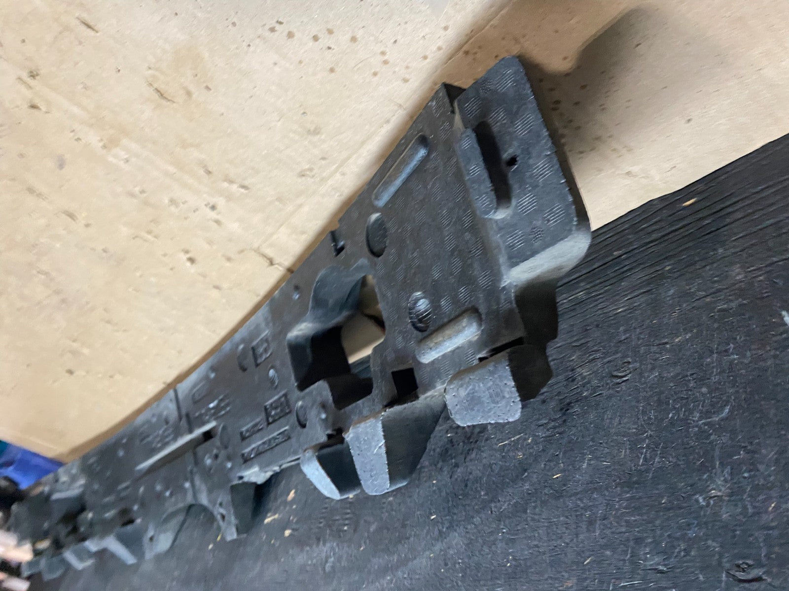 2000 to 2002 Jaguar S-Type Front Bumper Foam Energy Impact Absorber OEM U0274 DG5