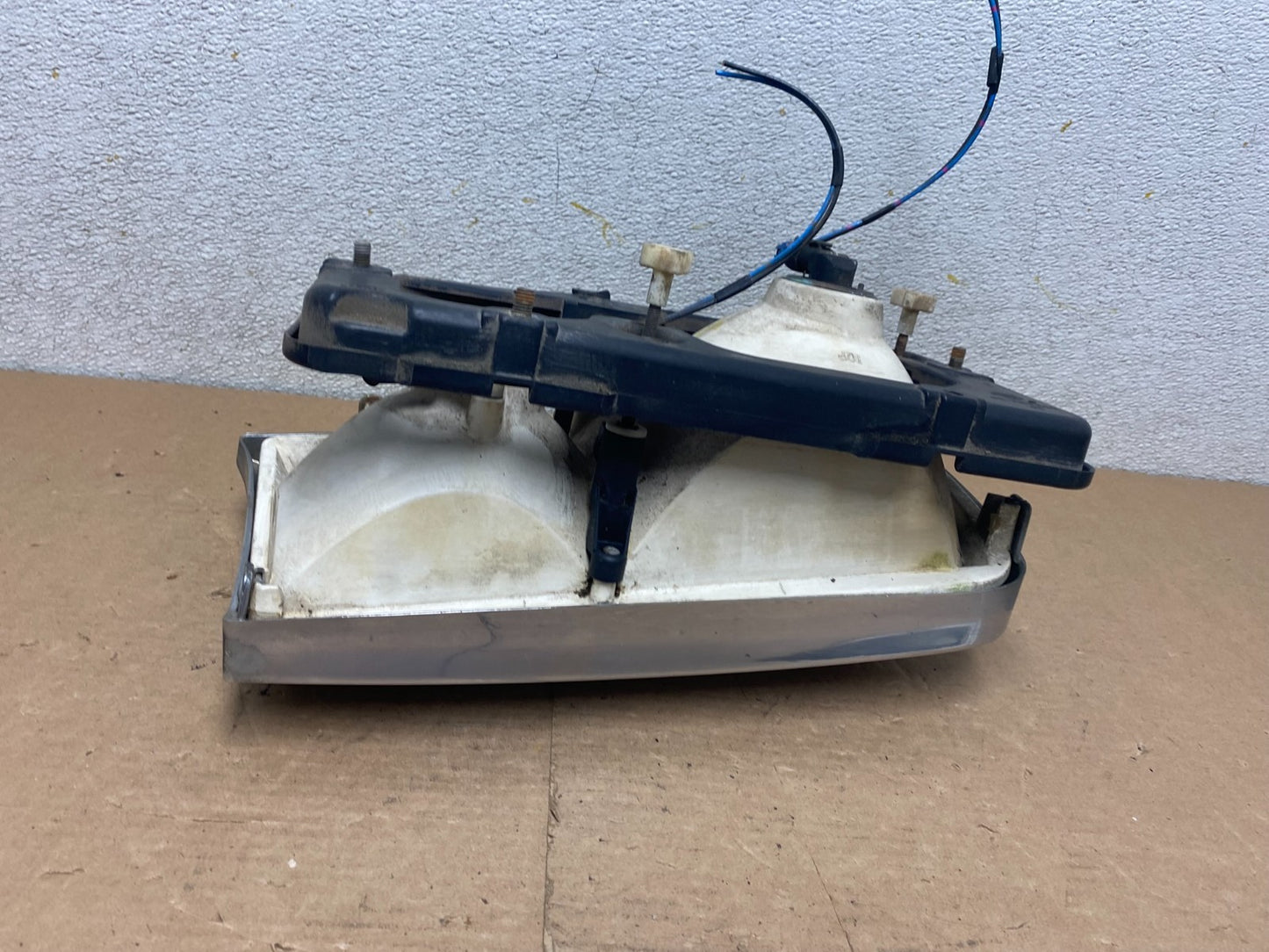 1988 - 1992 Jaguar Xj8 Vanden Plas Left Driver LH Halogen Headlight Oem p2428 DG5