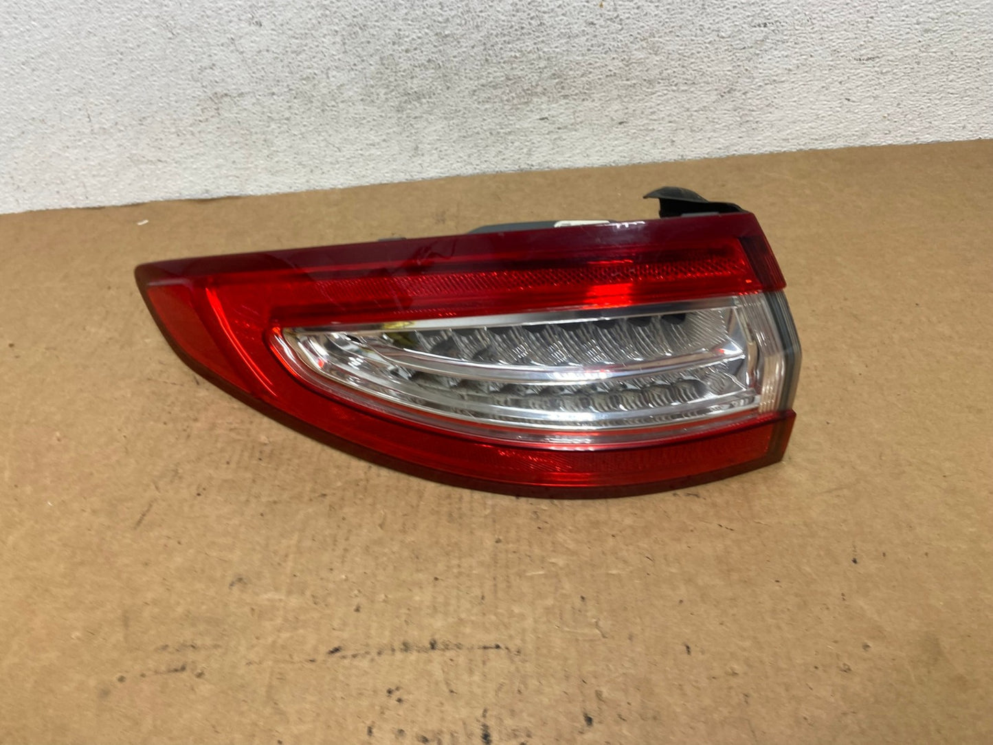 2013 to 2016 Ford Fusion Left Driver LH Side Tail Light AD4651 LK0