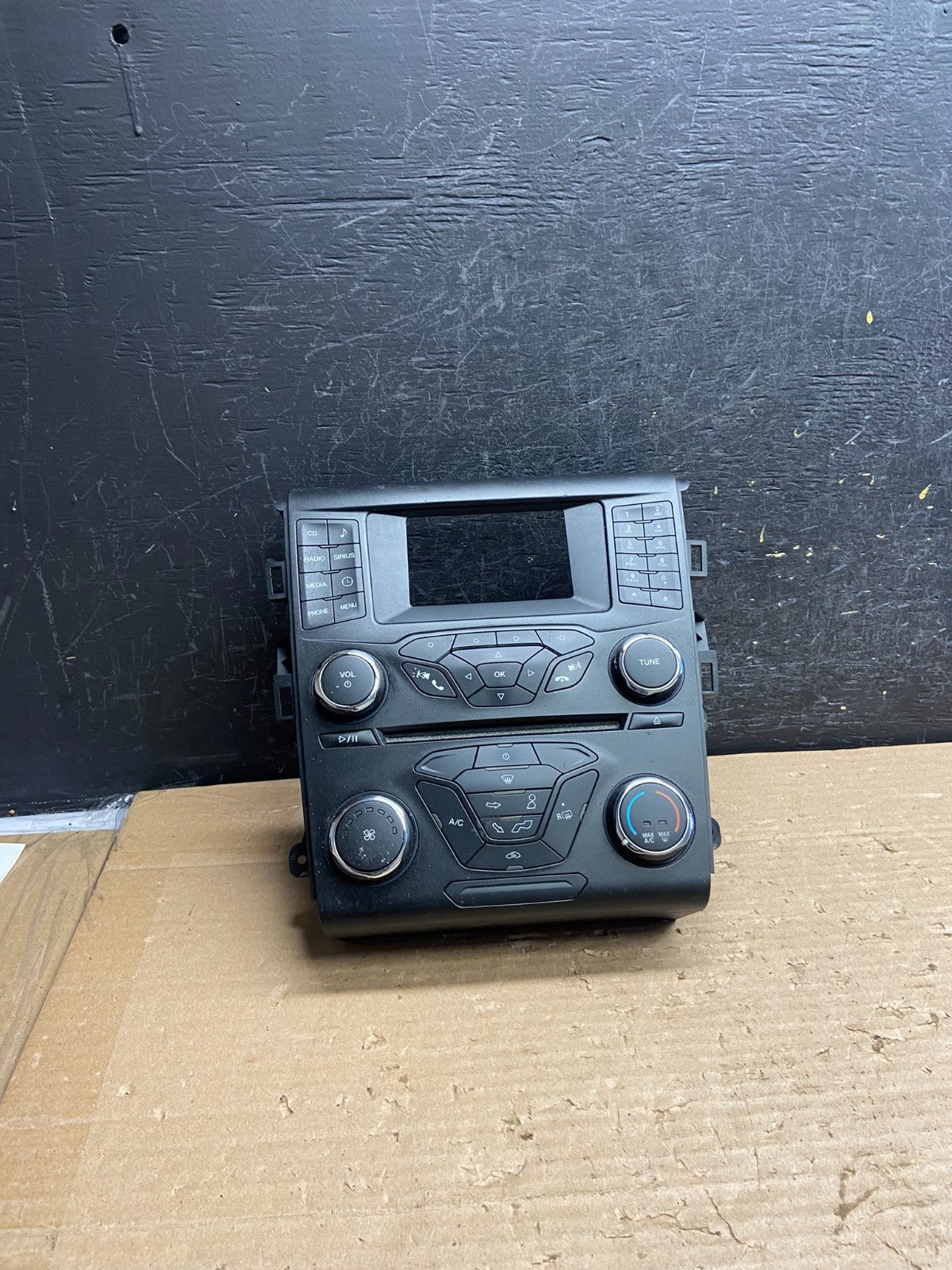 2013 to 2015 Ford Fusion Radio Climate Control A/C Control ag8527 DG0