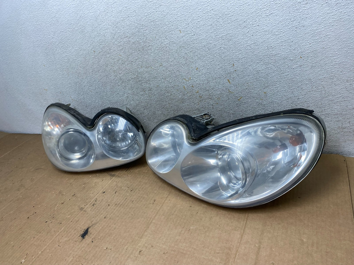 2002 to 2005 Hyundai Sonata Left+Right Side Headlights Halogen AI8832 DW1