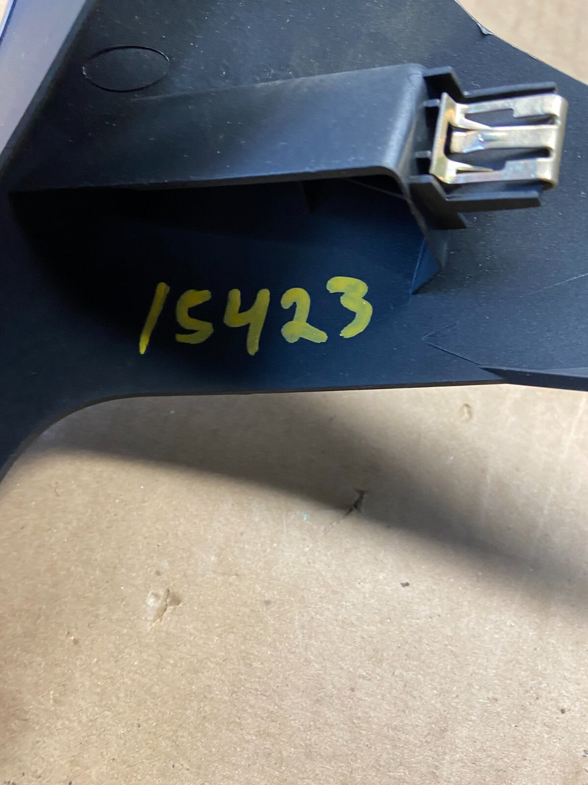 2018 to 2022 Chevrolet Equinox Cluster Gauge Speedometer Bezel Trim i5423 DG17