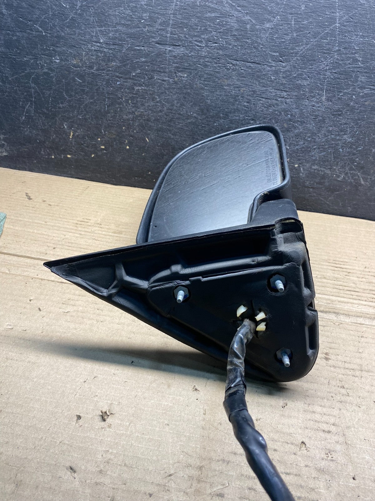 2003-2006 Chevrolet Tahoe Suburban Right Passenger Turn Door Mirror AH96474