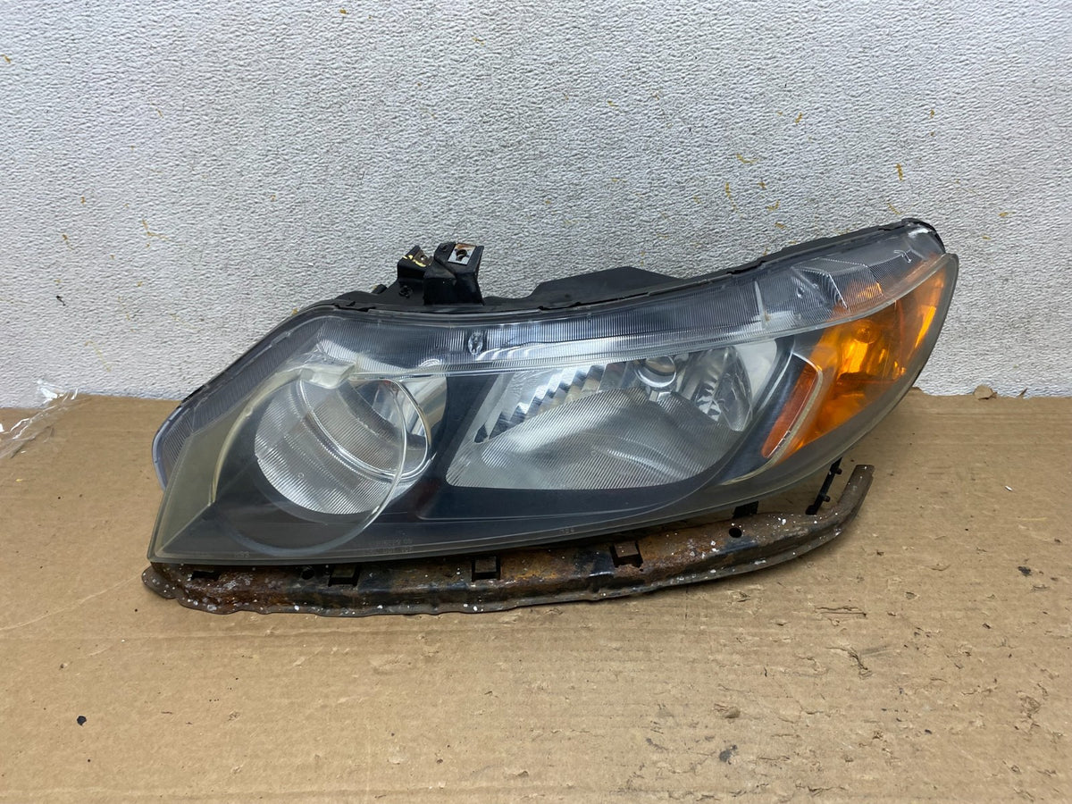 2006 2007 2008 Honda Civic Sedan Left Driver Headlight Halogen AH9051 DW0