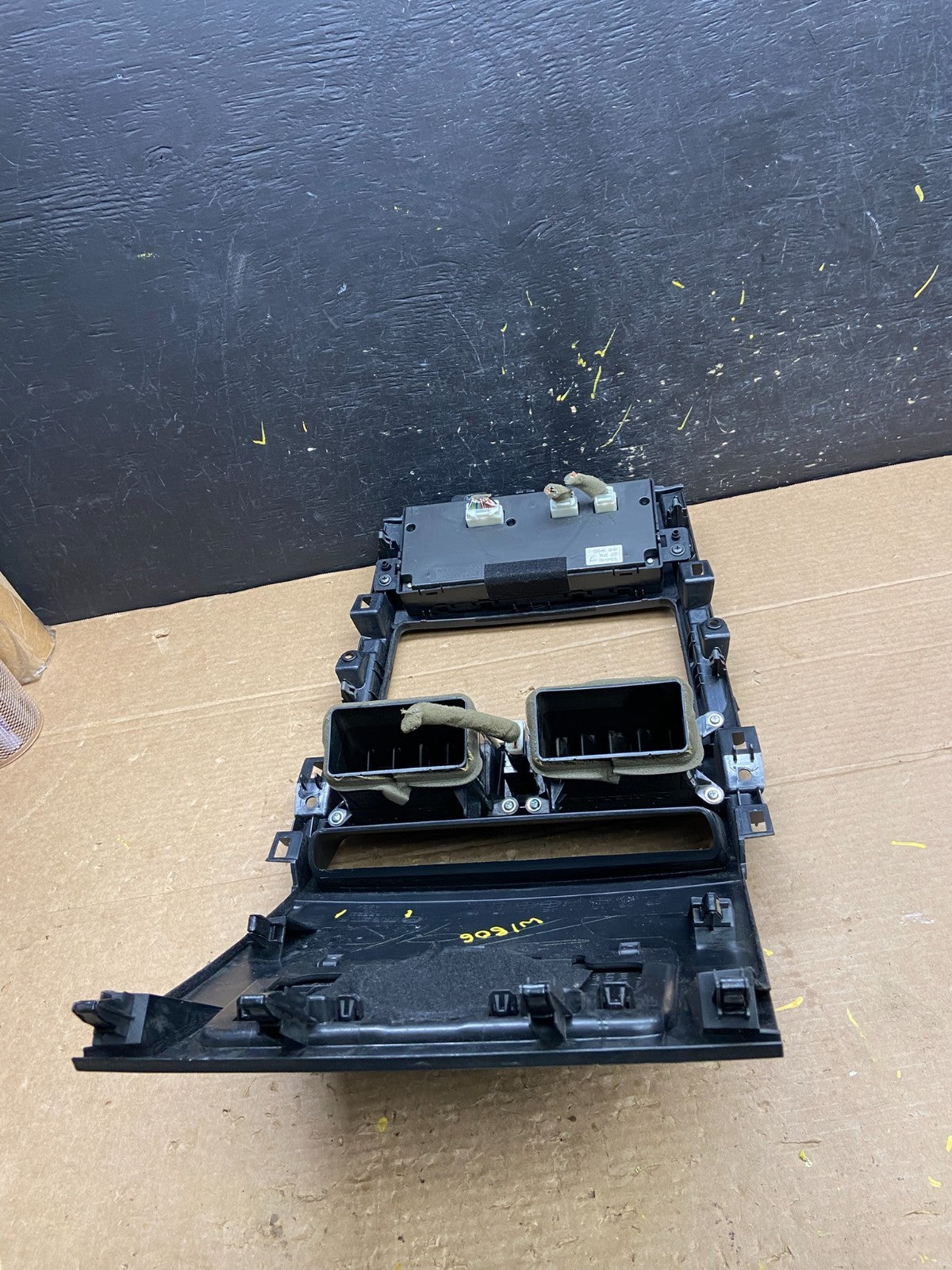 2010 - 2015 Mazda CX-9 Radio Dash Trim Bezel W/Vent AC Climate Control w1806 DG3