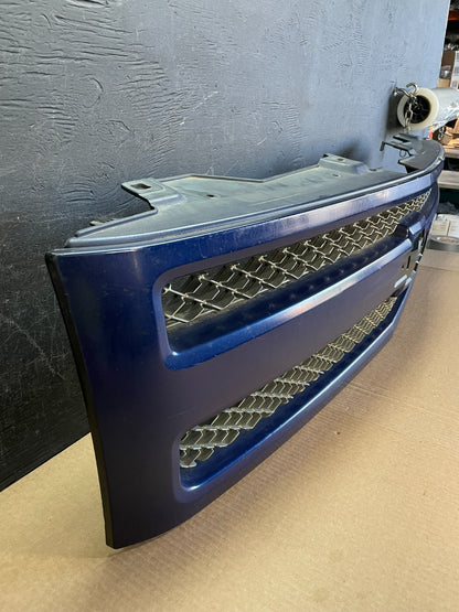 2007 to 2013 Chevrolet Silverado 1500 Front Chrome Grille Grill AF3638 DW2