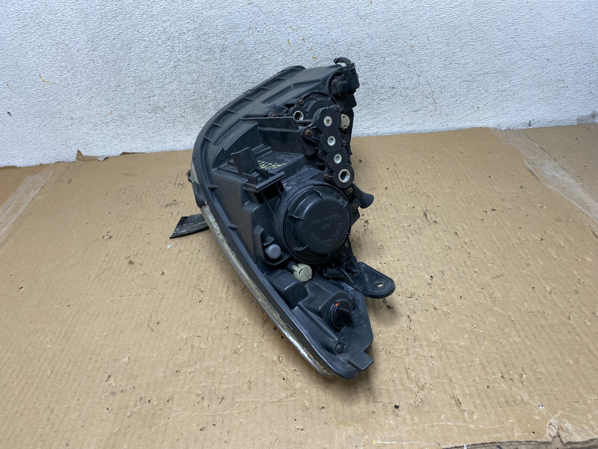 2007 to 2012 Hyundai Veracruz Right Passenger RH Headlight Halogen AH2926 DW8