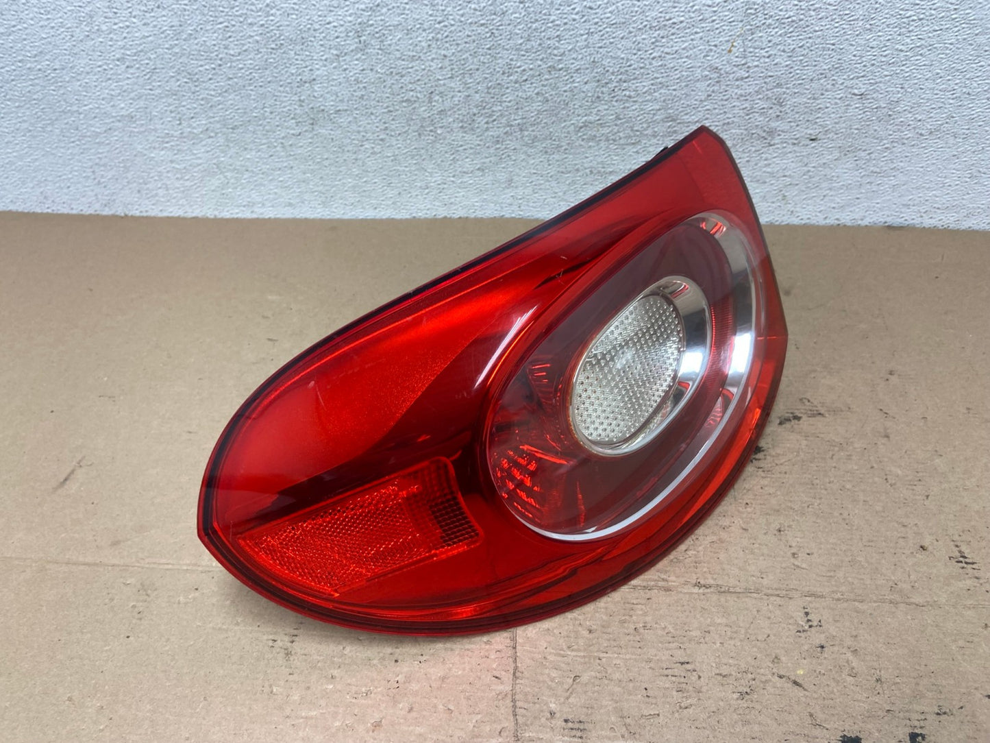 2009 to 2011 Volkswagen Tiguan Left Driver Side Tail Light AF4858 LK2