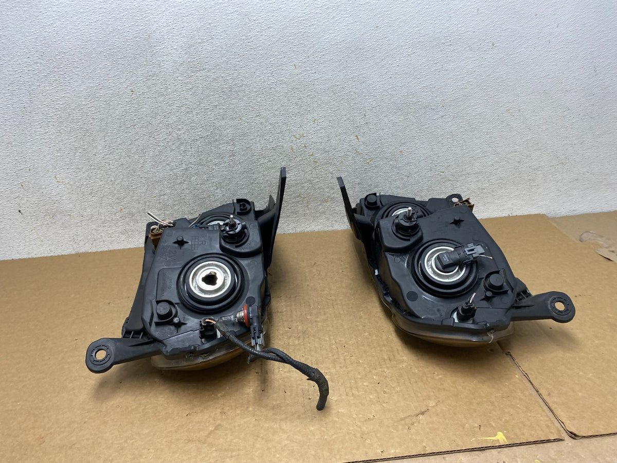 2011 to 2013 Dodge Durango Left+Right Side Headlights AI3421 DW8