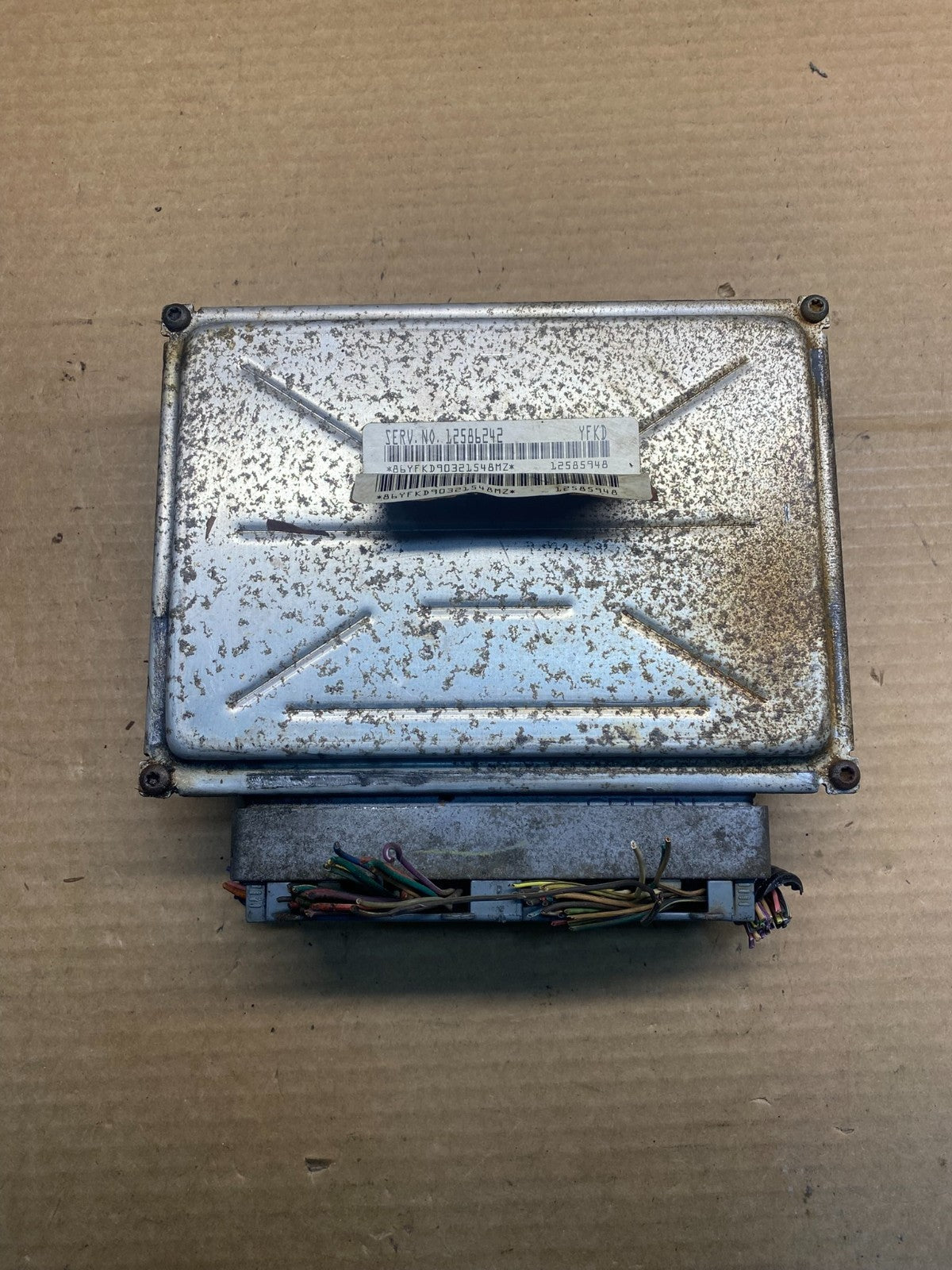 2003-2006 Chevrolet Tahoe Silverado Engine Control Unit Module ECM ECU AF6803 DW0