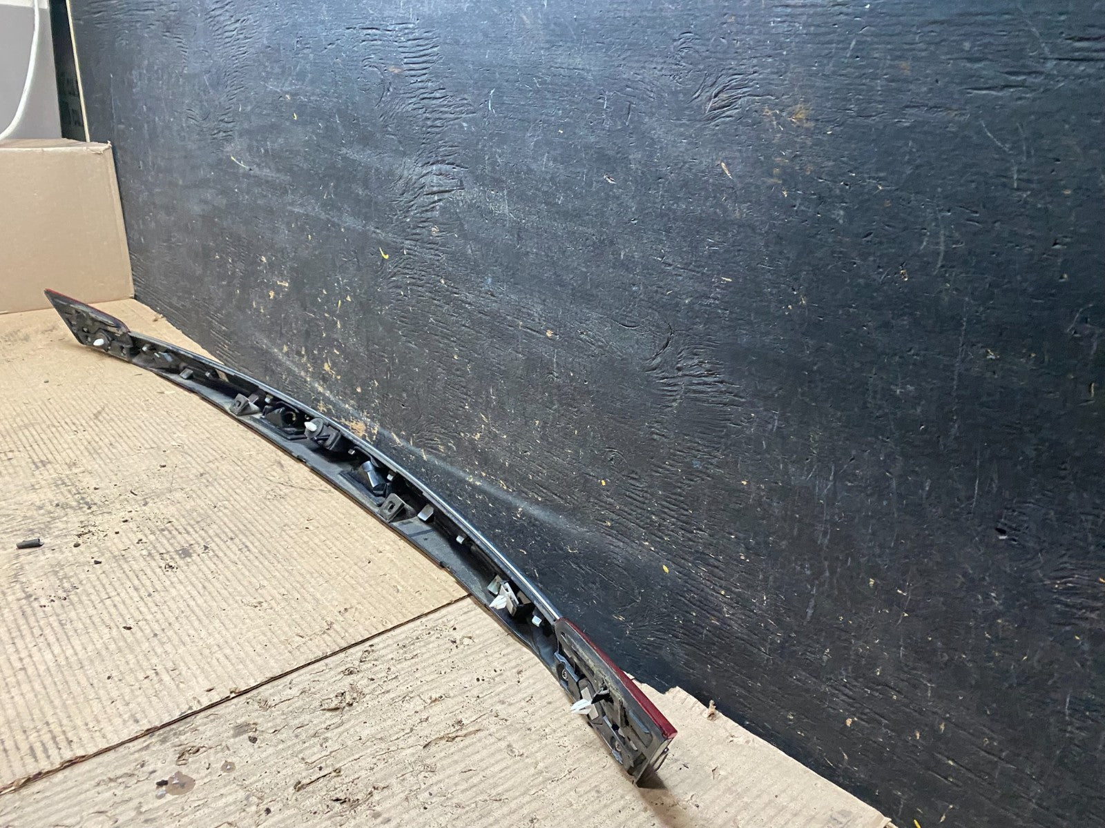2011 2012 2013 2014 Chrysler 200 Sedan Rear Trunk Chrome Moulding Oem V9516 DG7
