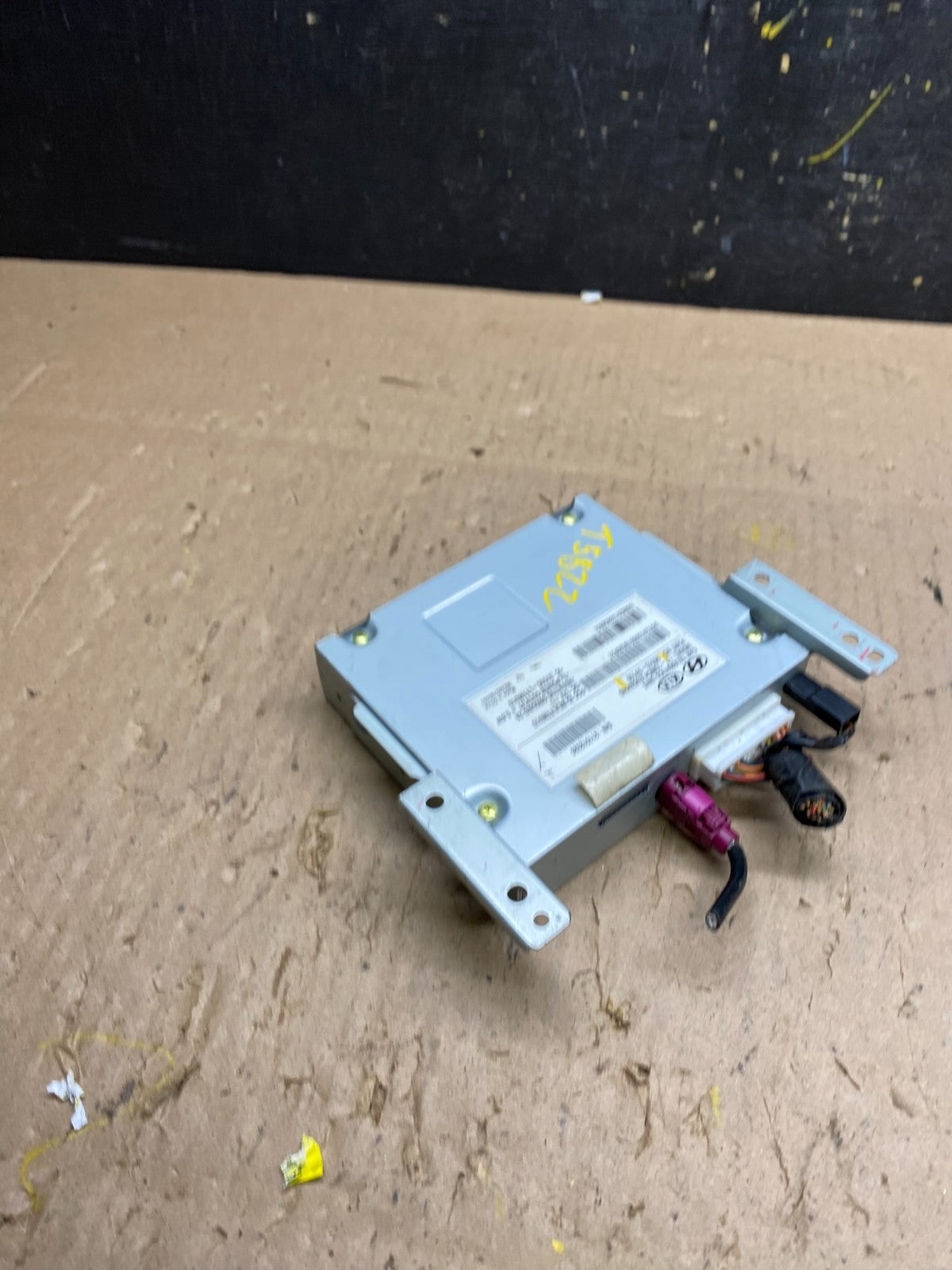 2012-2013 Hyundai Azera Communication Telematics Link Control Module T5822 DG4