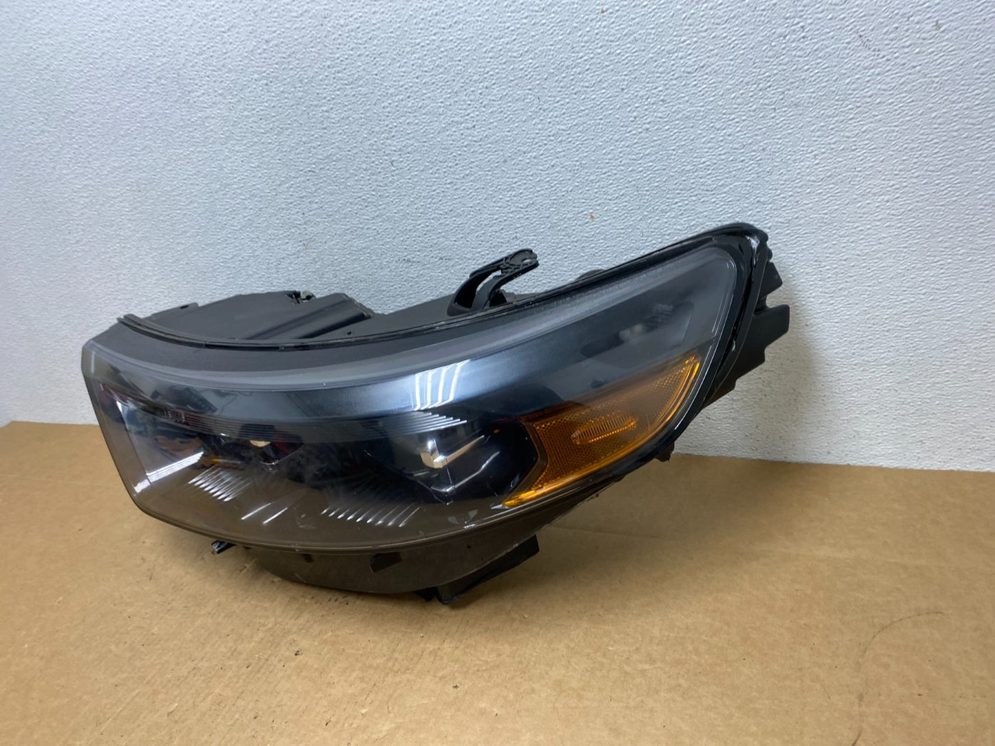 2020-2023 Ford Explorer Left Police Interceptor w/Module Headlight AD4585 DW1