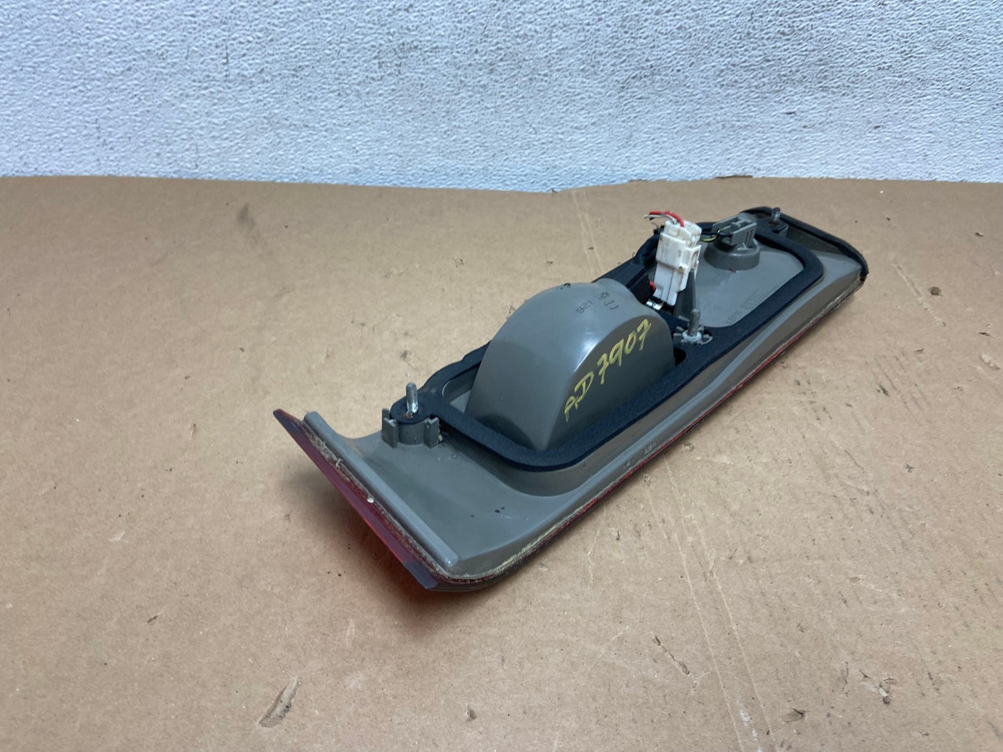 1997 to 1999 Toyota Camry Tail Light Inner Left Driver LH Inner AD7907 LK6