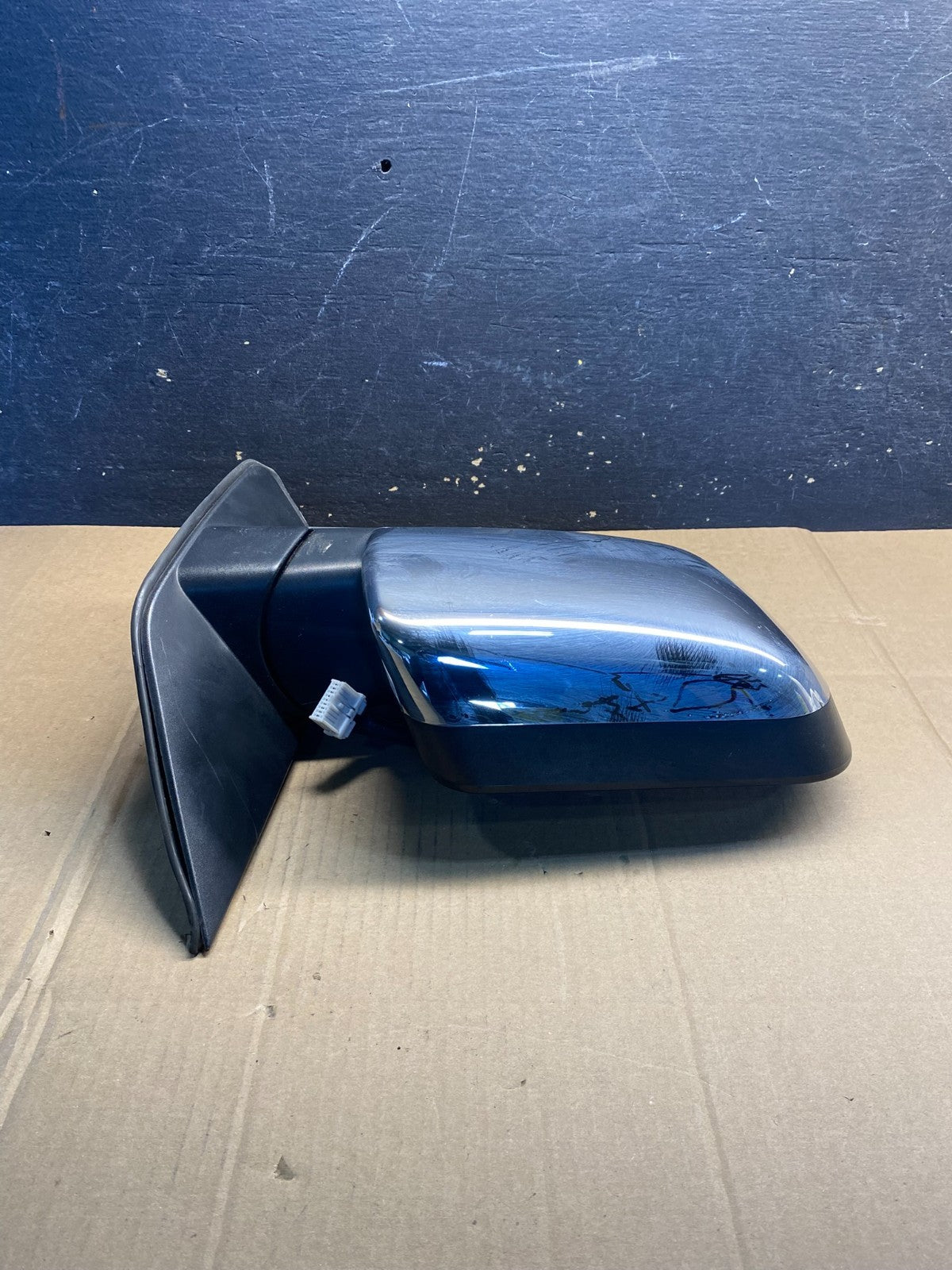 2008 to 2015 Nissan Armada Right Passenger Side Turn Signal Mirror OEM AB2625 MS1