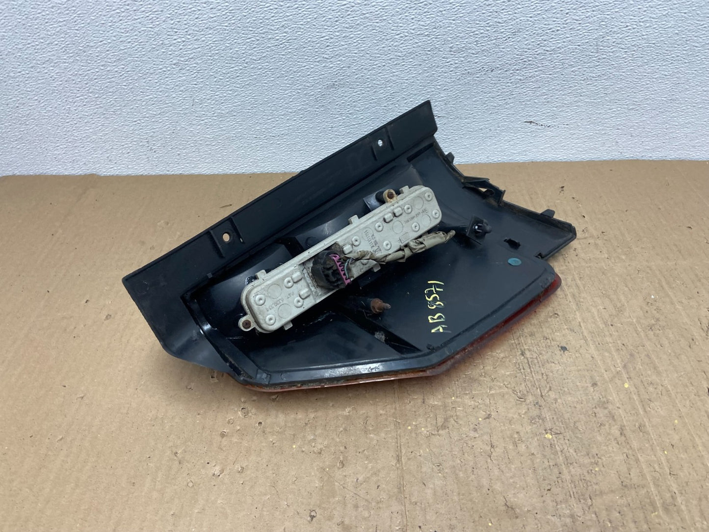 2002-2009 GMC Envoy Right Passenger RH Side Tail Light Oem AB8571 DW5