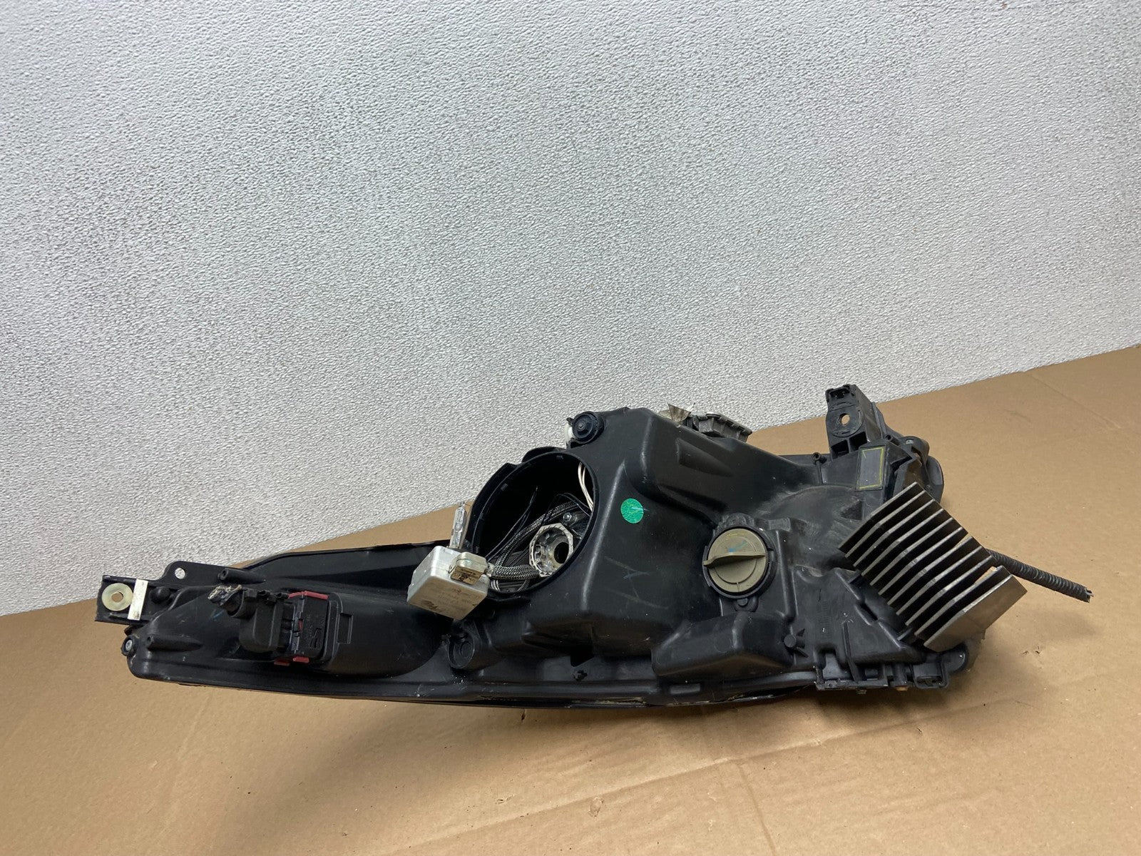 2014-2016 Cadillac XTS Left Driver LH AFS Xenon HID Headlight OEM AB6080 DW9