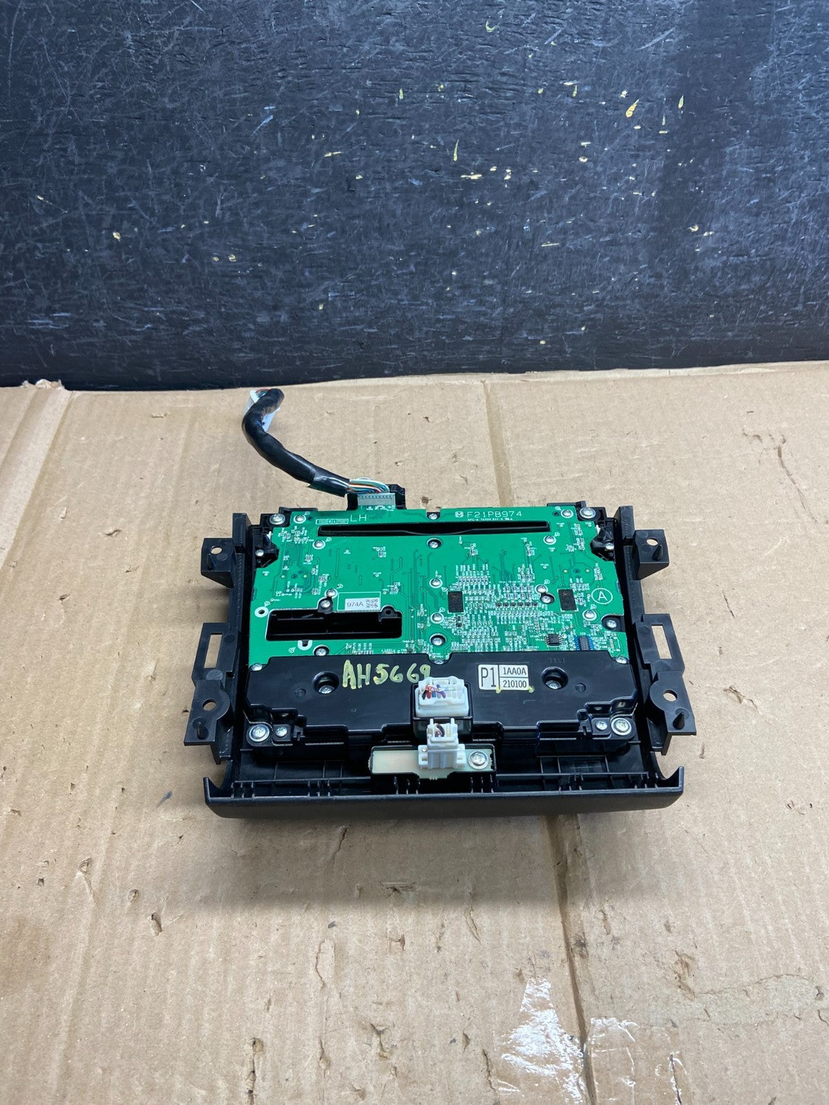 2010 - 2014 Nissan Murano Temperature Climate A/C AC Control Panel AH5669 DG3