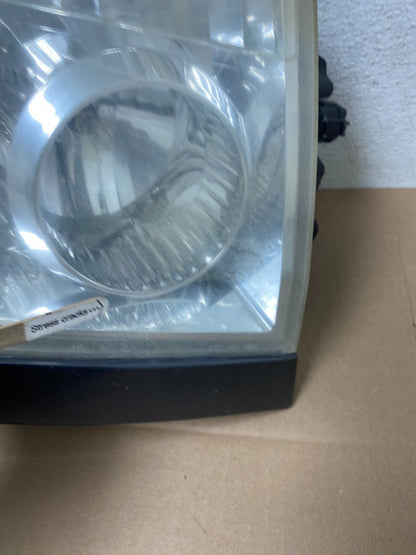 2004 to 2007 Nissan Armada Left+Right Side Set Headlights Oem M4613 DW8