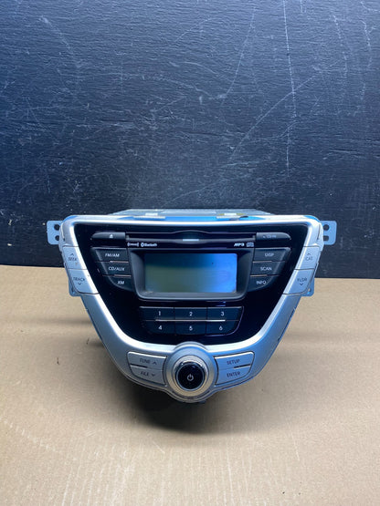 2011-2013 Hyundai Elantra Center Radio Climate Control Air Vent Bezel AG1783 DG0