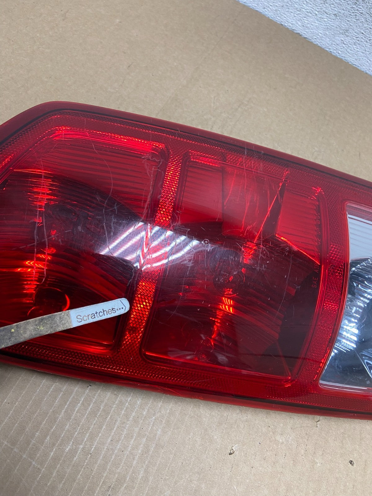 2002 to 2006 Dodge Ram 1500 Right passenger Rh side Tail Light AF9522 DW3