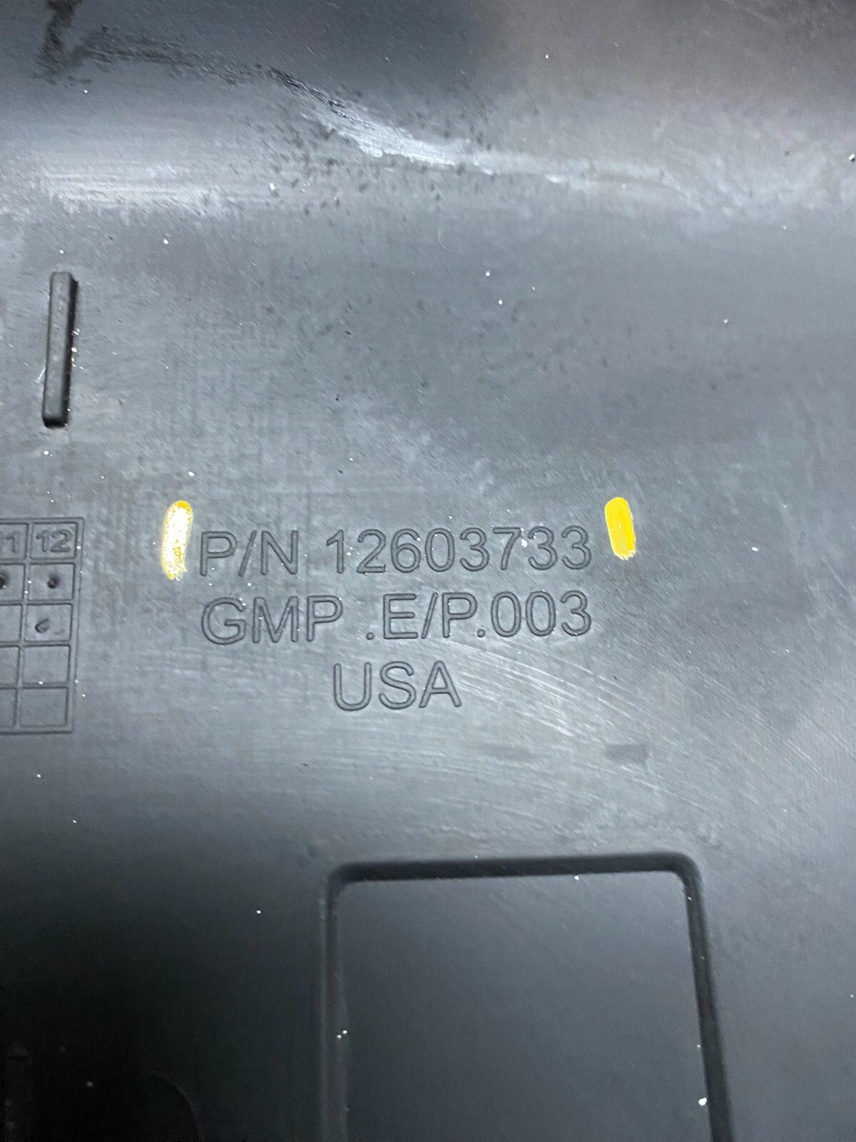 2008 to 2012 Chevrolet Malibu Engine Cover Plastic Motor Shield G2791 DG18
