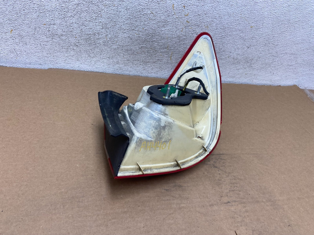 2007 to 2009 Lincoln MKZ Zephyr Left Driver Lh Side Tail Light AH4401 DW6