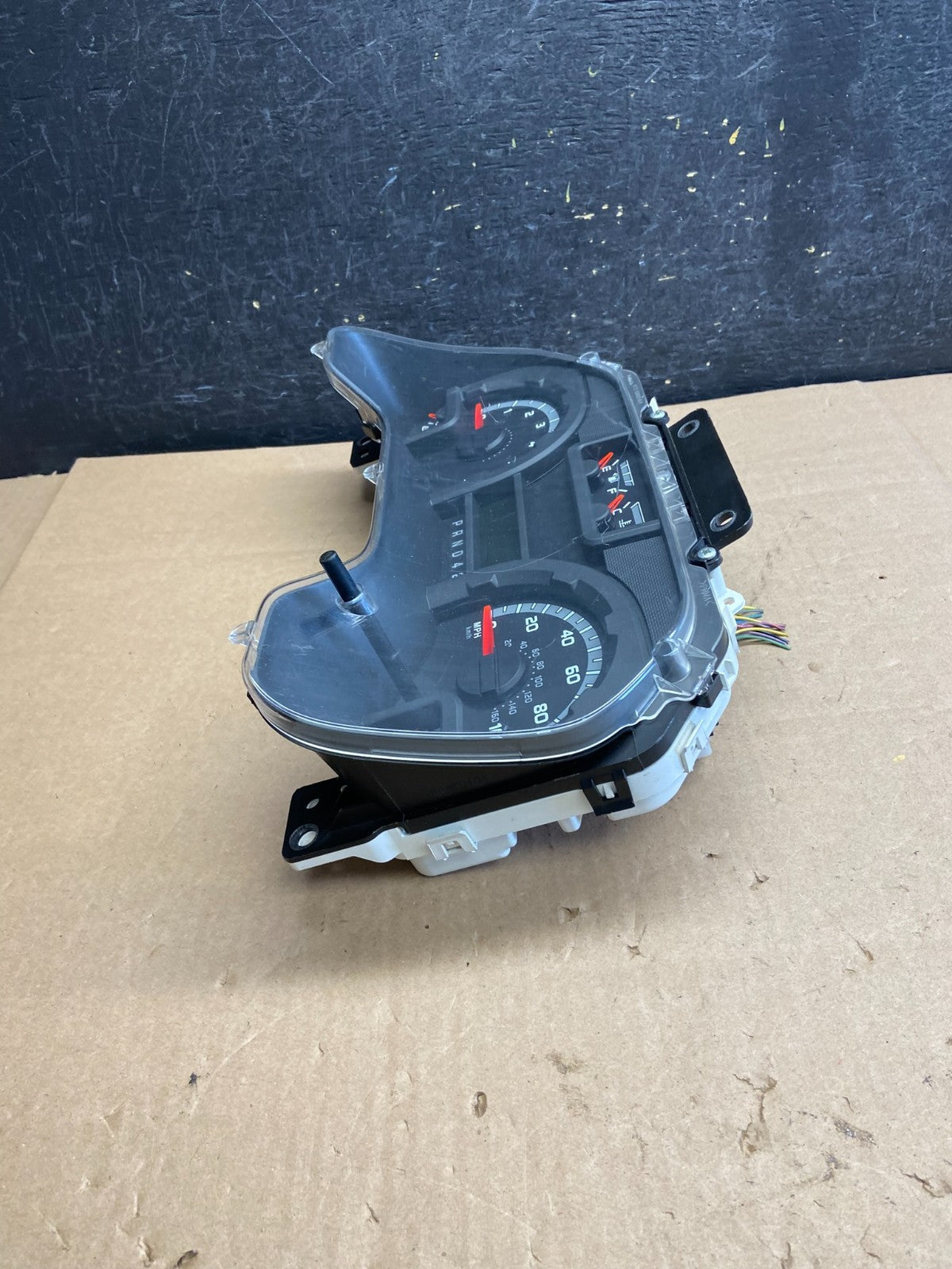 2009 to 2014 Ford E150 E250 VAN Gauge Speedometer Cluster ai3008 DG2