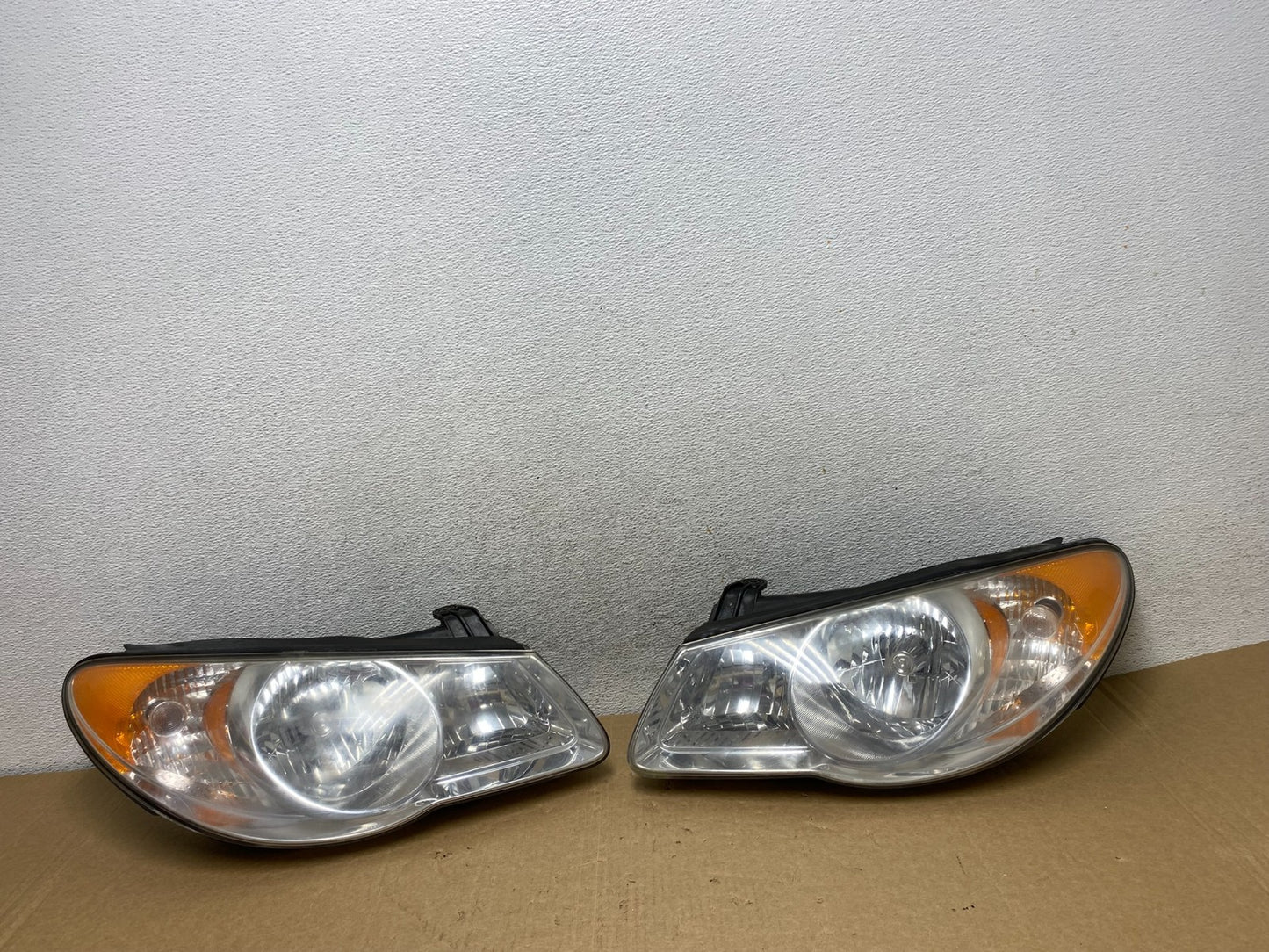 2007 2008 2009 2010 Hyundai Elantra Left+Right Side Headlights AF7314 DW0