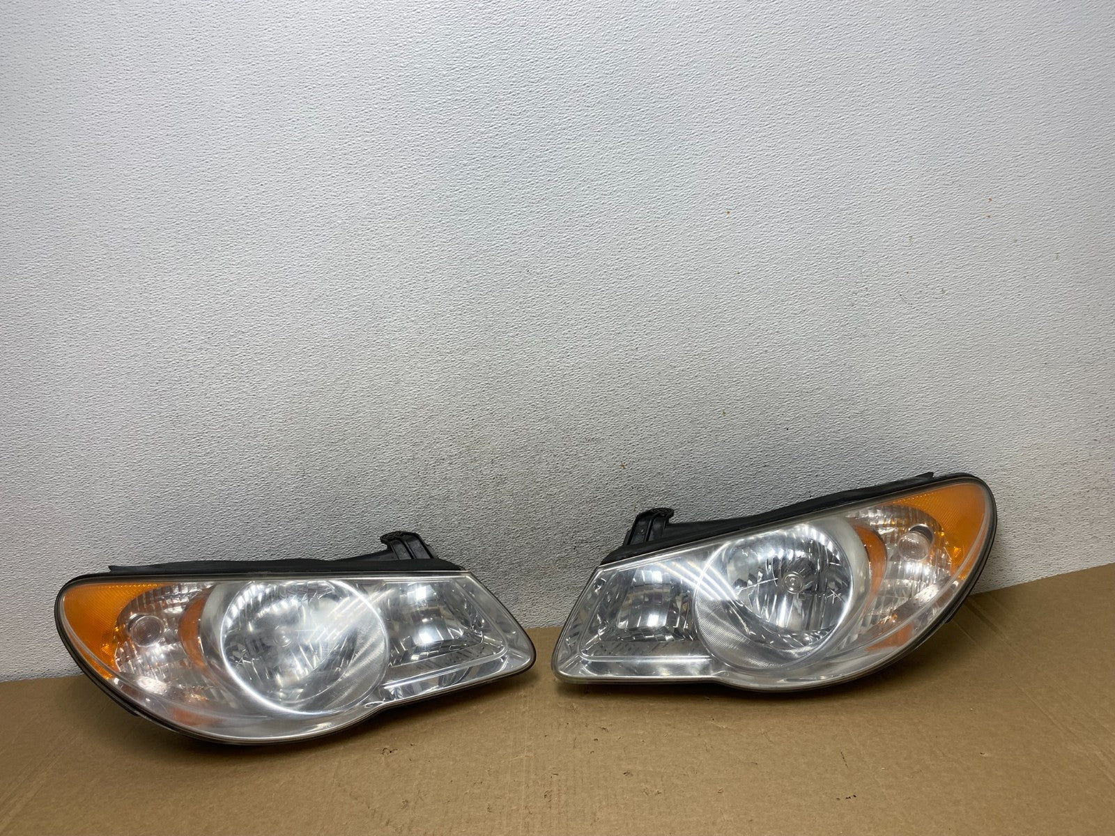 2007 2008 2009 2010 Hyundai Elantra Left+Right Side Headlights AF7314 DW0