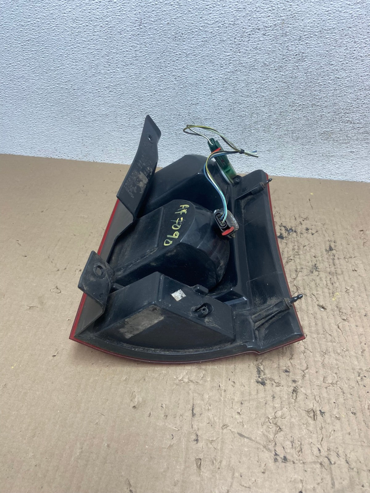 2008 to 2010 Dodge Grand Caravan Left Driver LH Side Tail Light AF7090 LK5