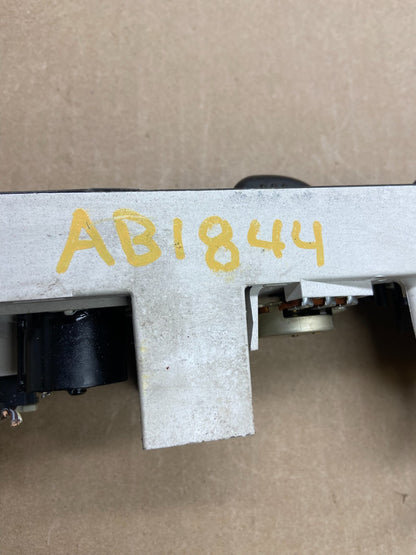 2001 - 2007 GMC Chevrolet Express 1500 Climate Control A/C AB1844 DG5