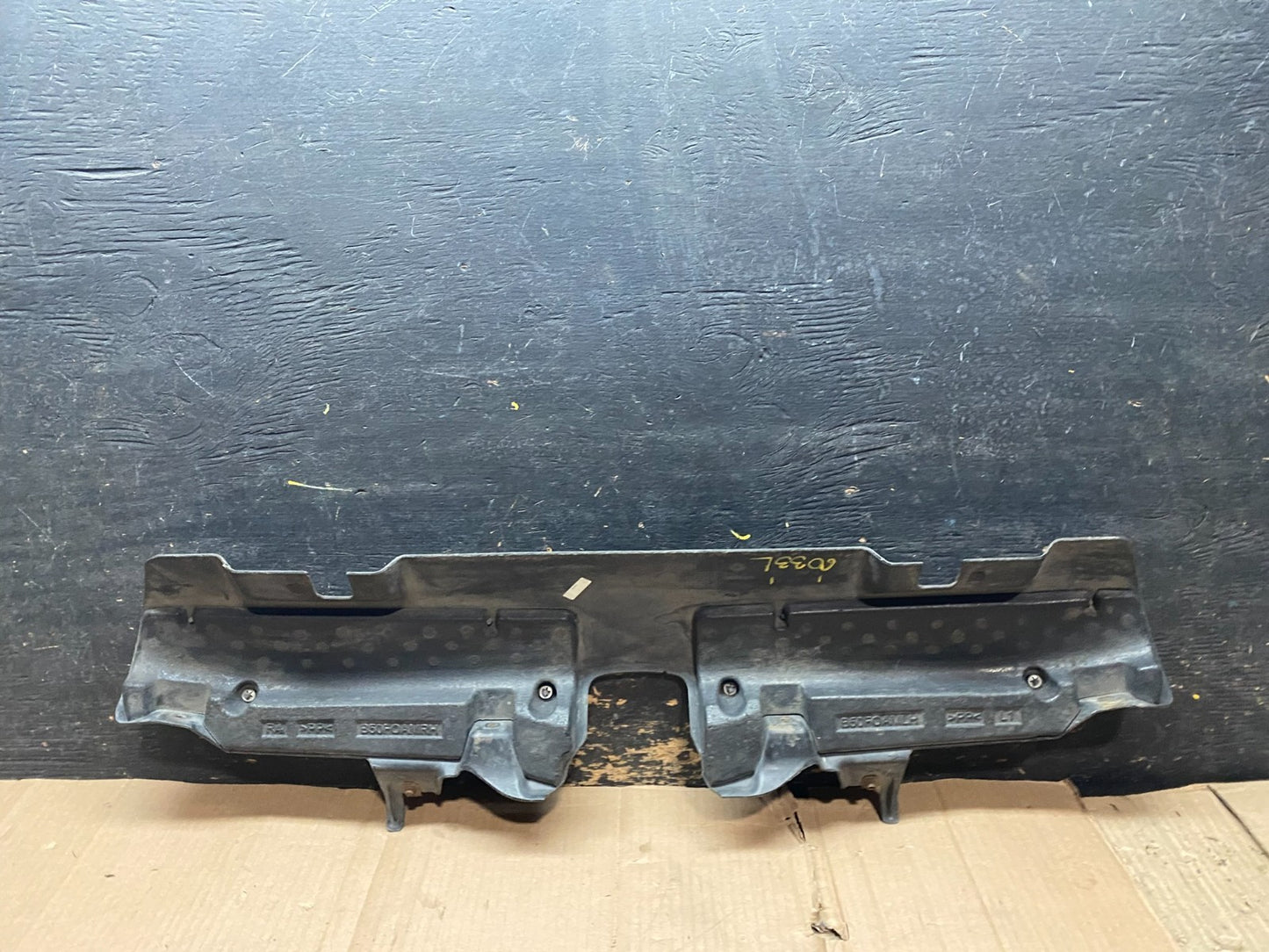 2006 to 2014 Land Rover LR2 Front Lower Bumper Valance OEM W4704 DG10