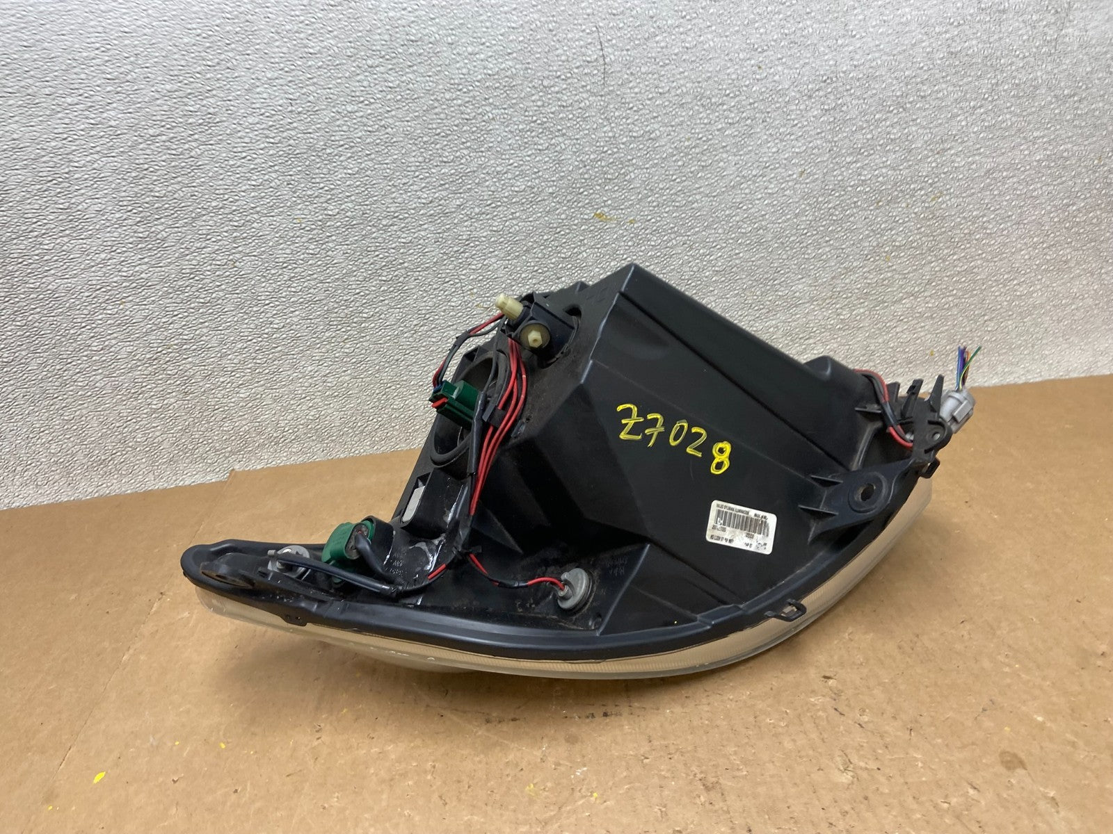 2007-2009 Nissan Sentra Halogen Right Passenger RH Side Headlight Z7028 DW5