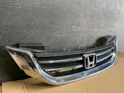 2013 to 2015 Honda Accord Front Upper Grill Grille AB3025 DG1