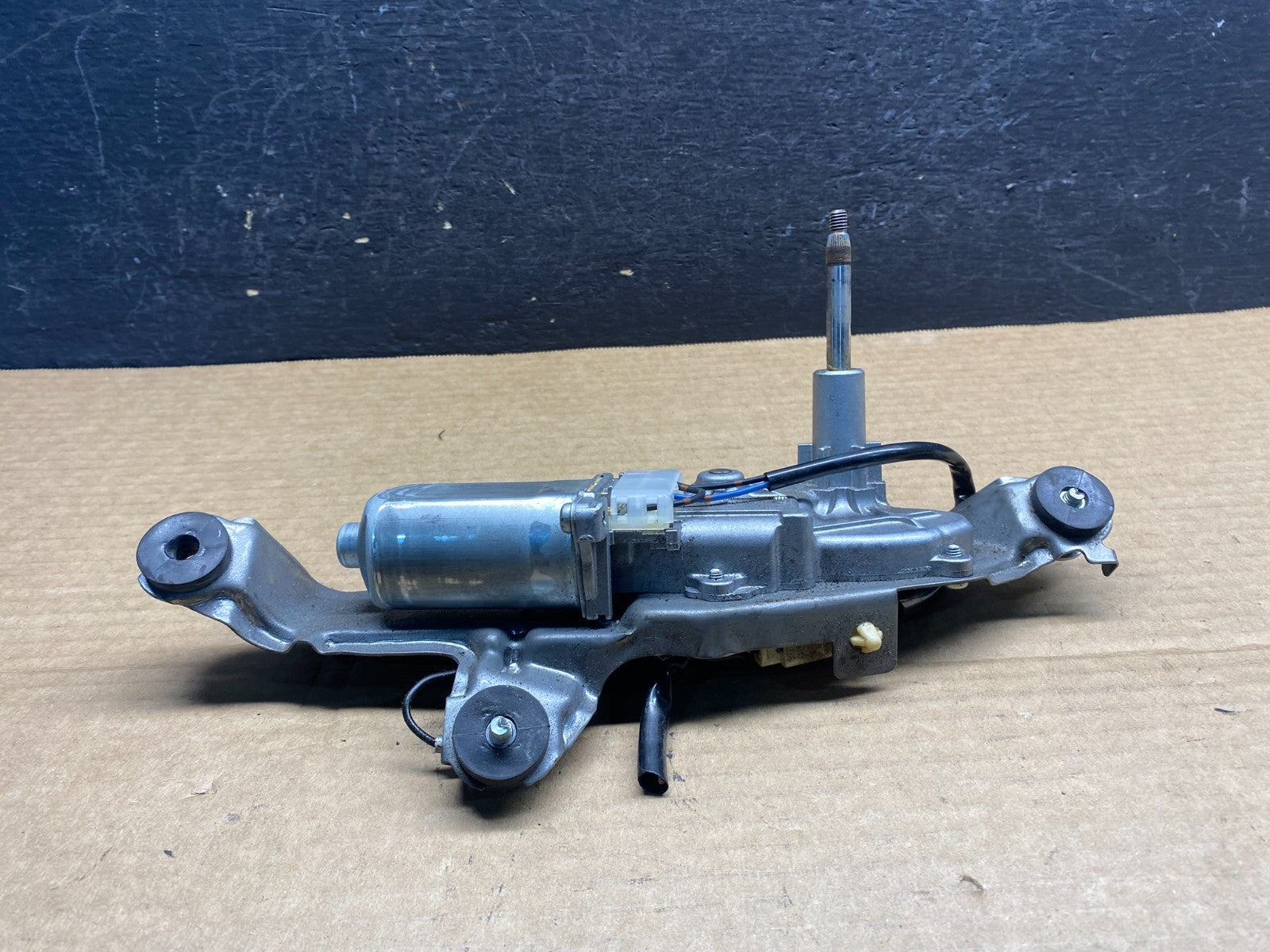 2007 to 2012 Mazda CX-7 CX7 Windshield Rear Wiper Motor AF7774 DG1
