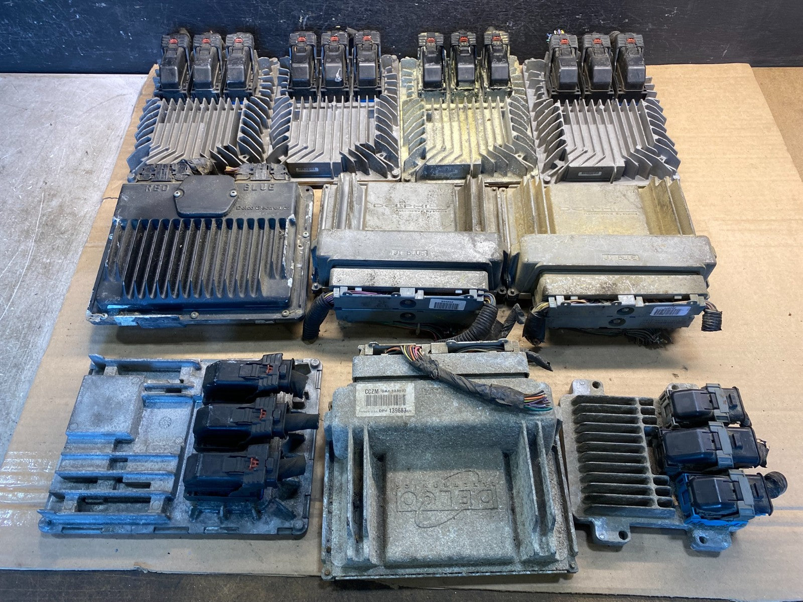 Mix of 10 Chevrolet ECM Engine Computer Module AE01161