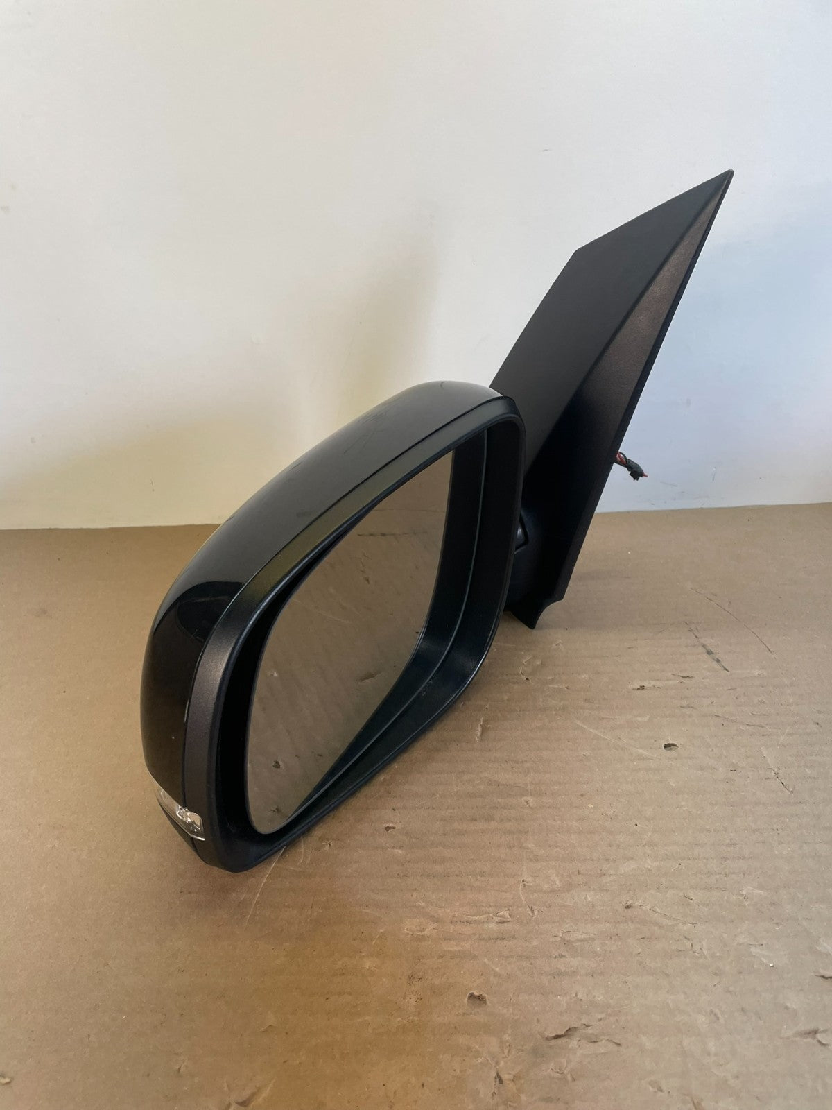 2015 to 2021 Kia Sedona Left Driver LH Side Door Mirror AF5602 DG2
