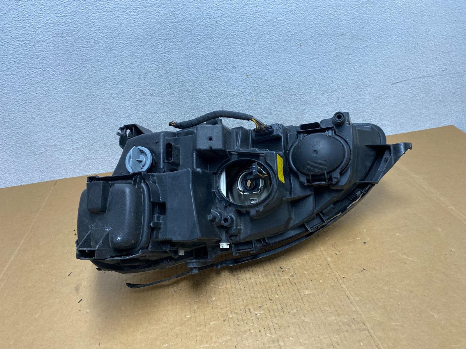 Halogen 2003 to 2006 Mercedes S-Class Right Passenger RH Headlight AD9257 DW5