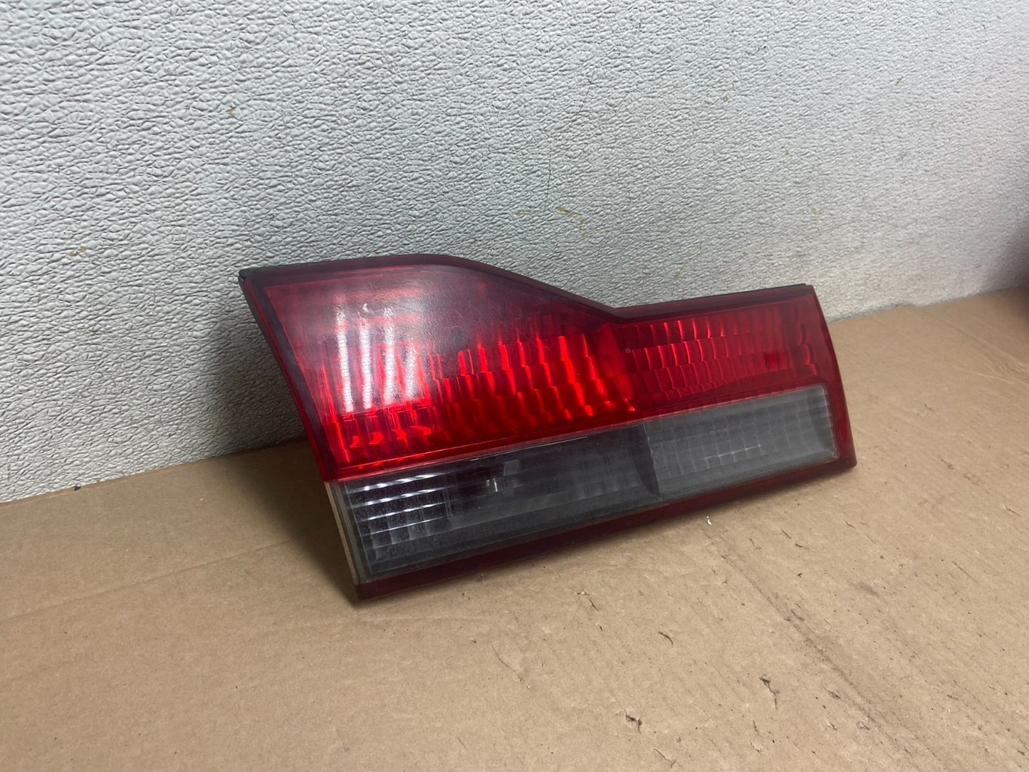 2001 to 2002 Honda Accord Left Driver LH Side Inner Tail Light OEM R1600 DW2