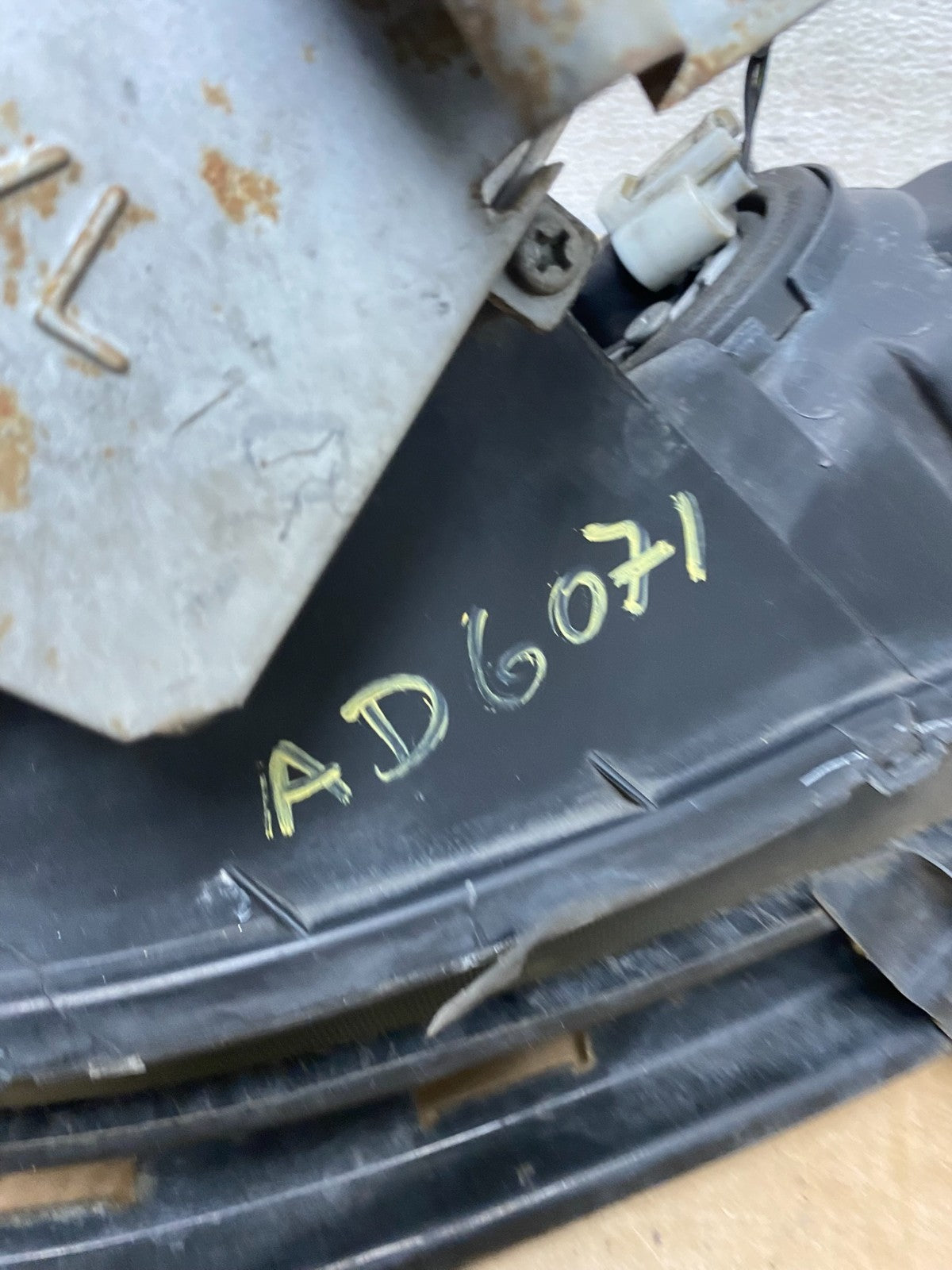 2004 2005 2006 Acura TL Headlight Left Driver LH Side Xenon HID AD6071 DW8