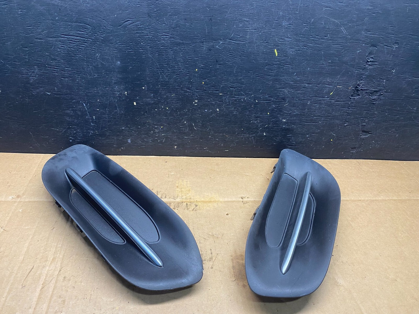 2013 to 2016 Dodge Dart Left+Right Side Fog Lights Bezel o1301 DG2