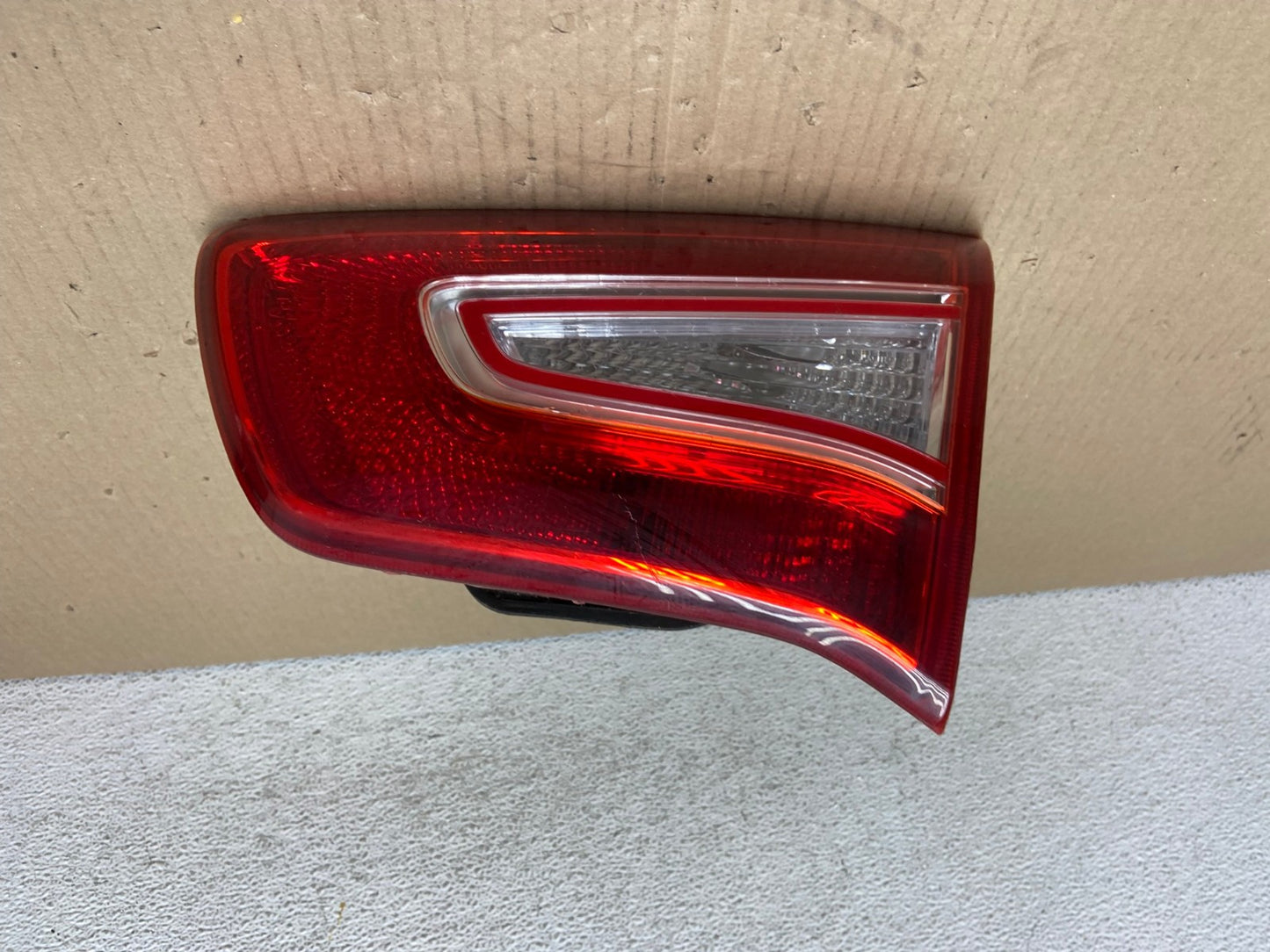 2011 to 2013 Kia Sportage Right Passenger RH Side Inner Tail Light AE9547 LK0